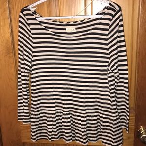 🖤striped 3/4 sleeve peplum shirt